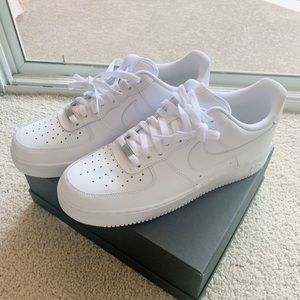 SOLD New Nike Air Force 1 Men US10.5
